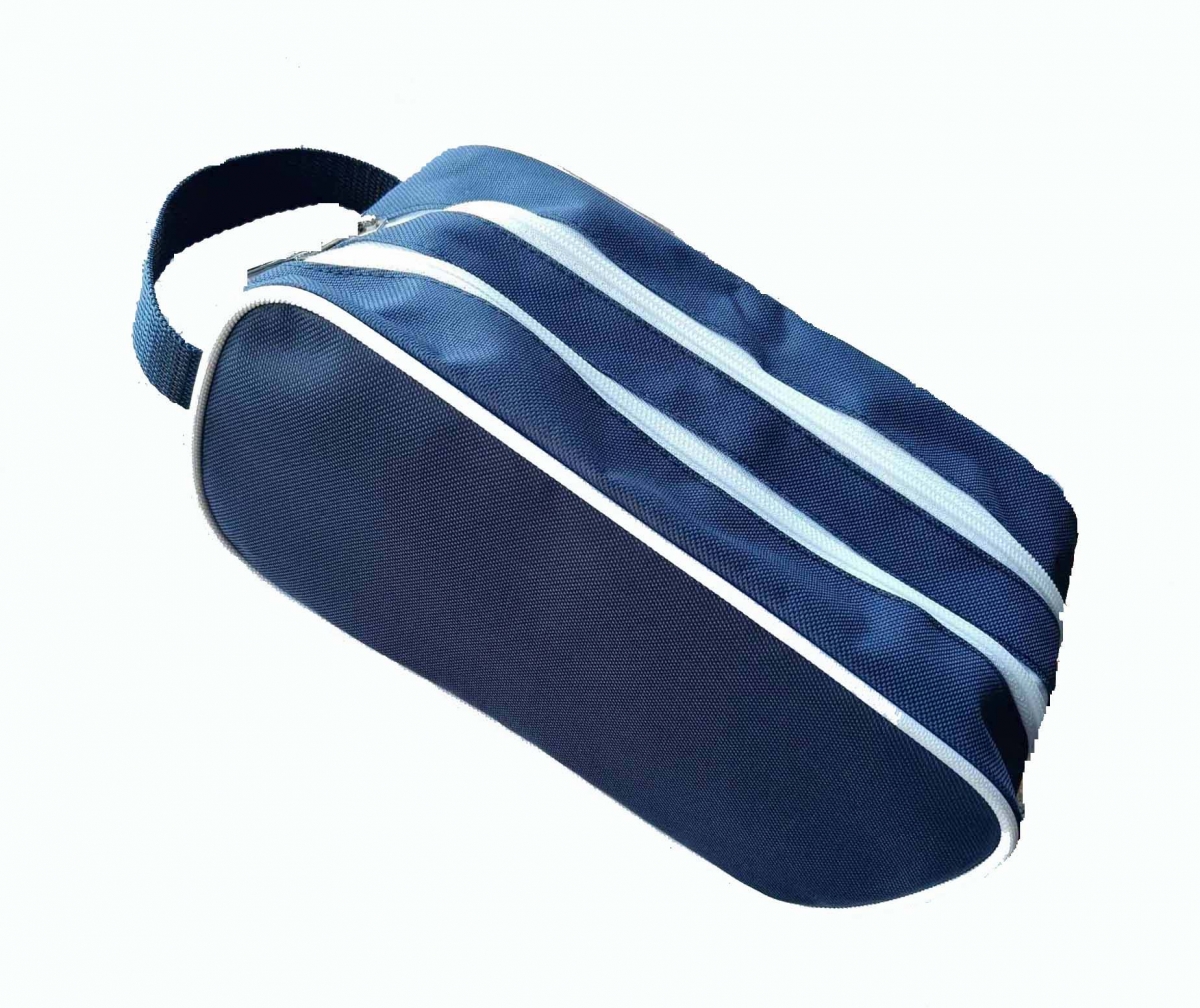 ACCESSORY BAGS / TOILETRY BAGS / HOCKEY BAGS